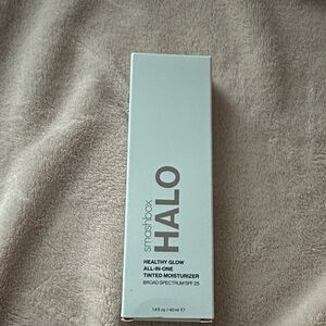 Smashbox Halo Tinted Moisturizer SPF 25